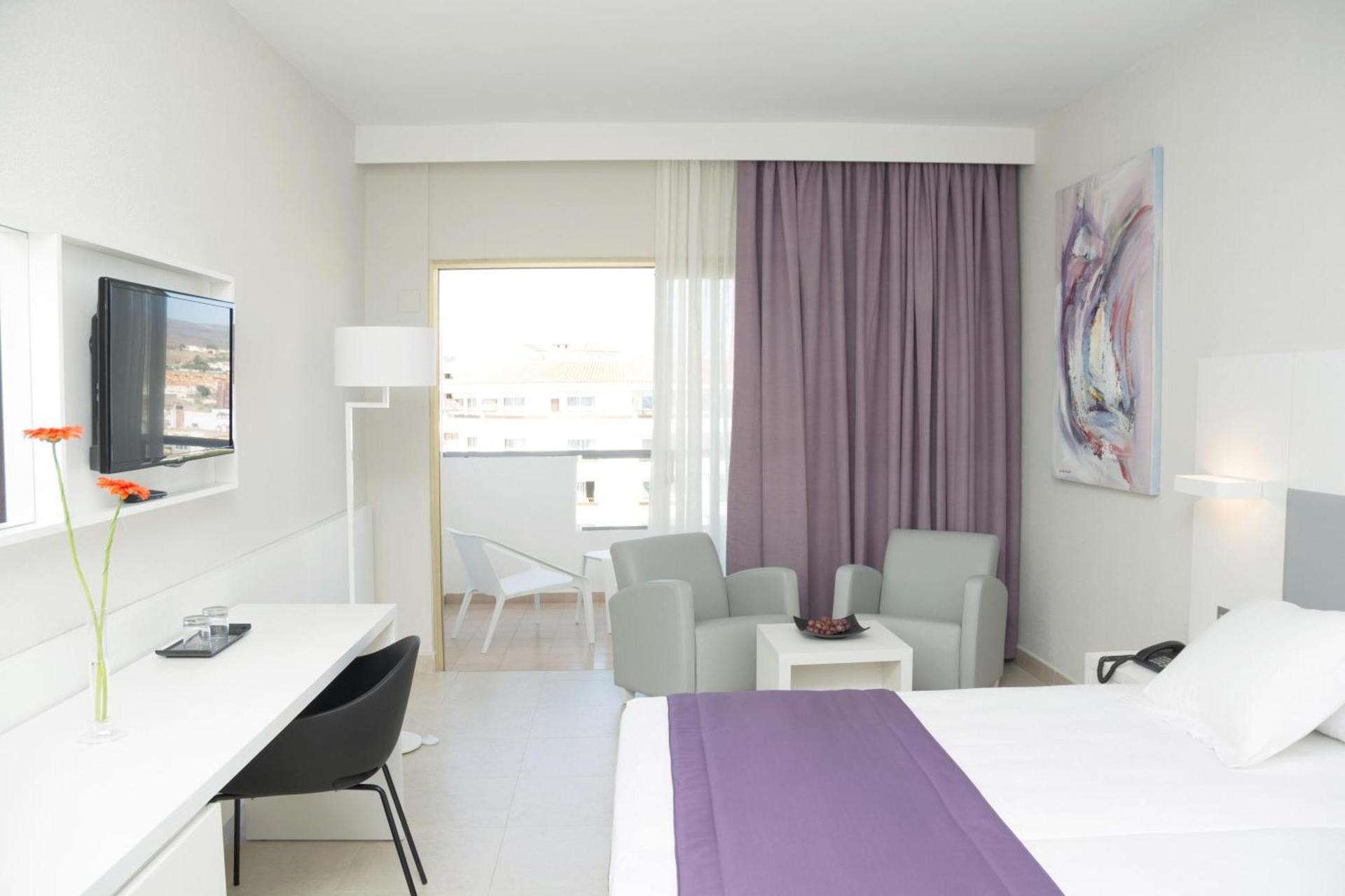 Double bed suite at Hotel Gran Canaria Princess - Adults Only