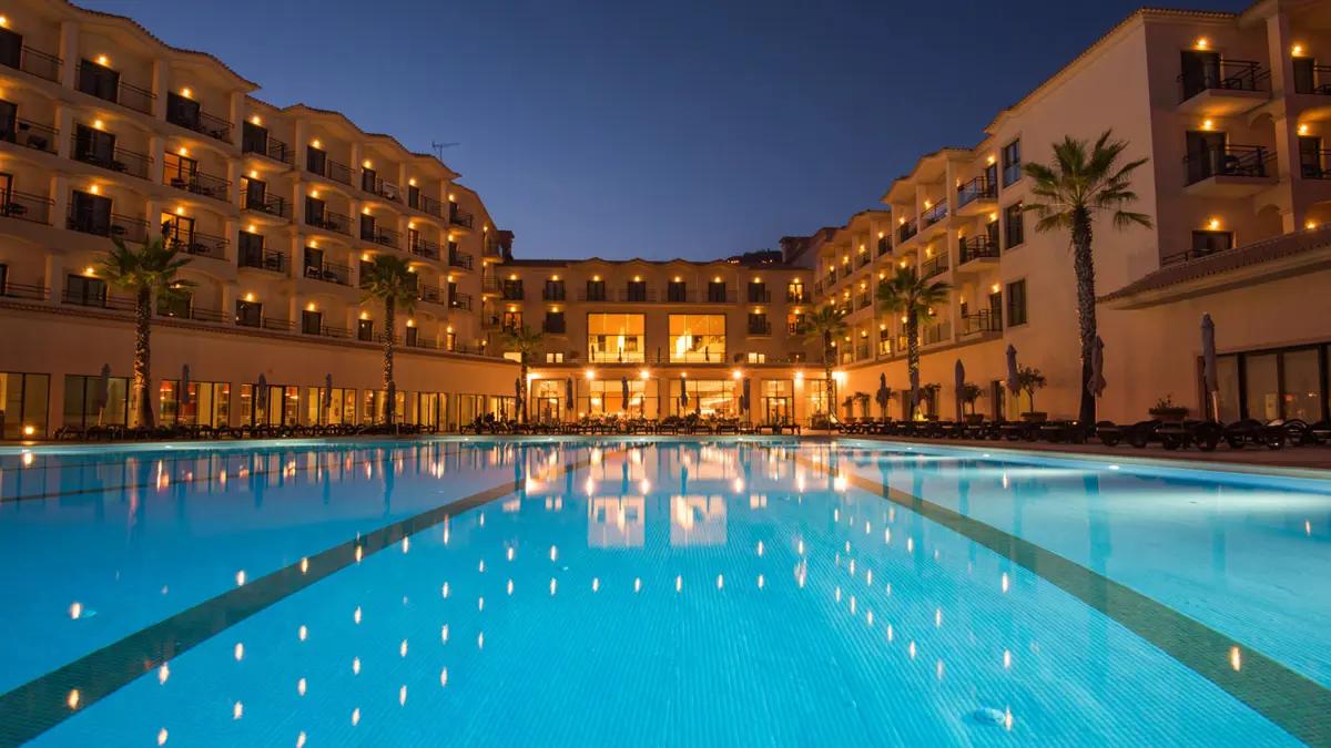The Hotel Vila Gale Santa Cruz Hotel overlooking the outdoor swimming pool