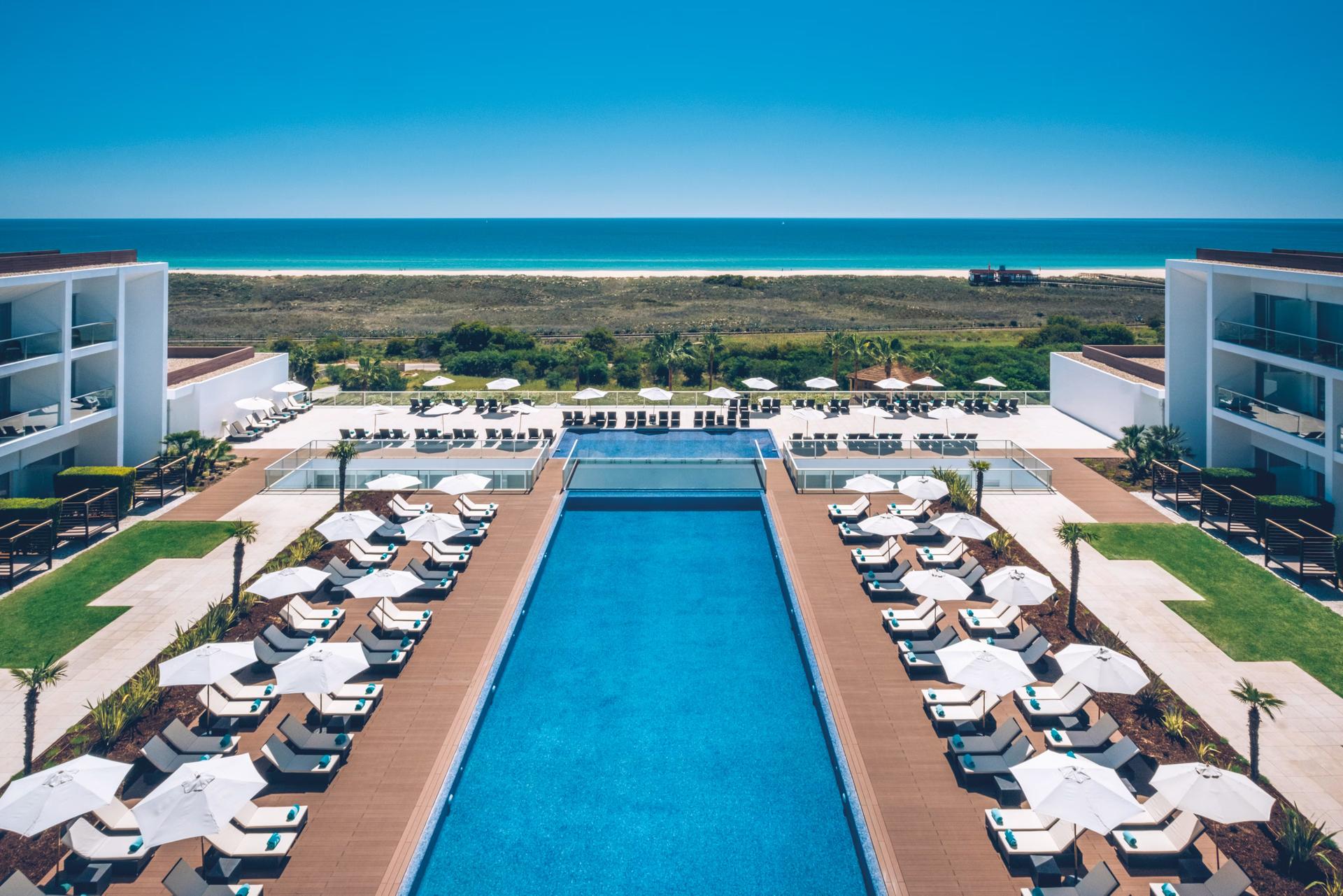 Overhead view of the outdoor swimming pool at Iberostar Selection Lagos Algarve