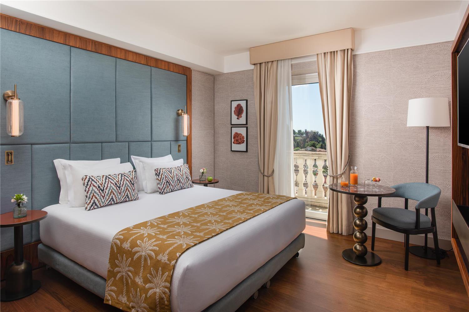 Double bed suite at Il Picciolo Etna Golf Resort & Spa, Curio Collection by Hilton