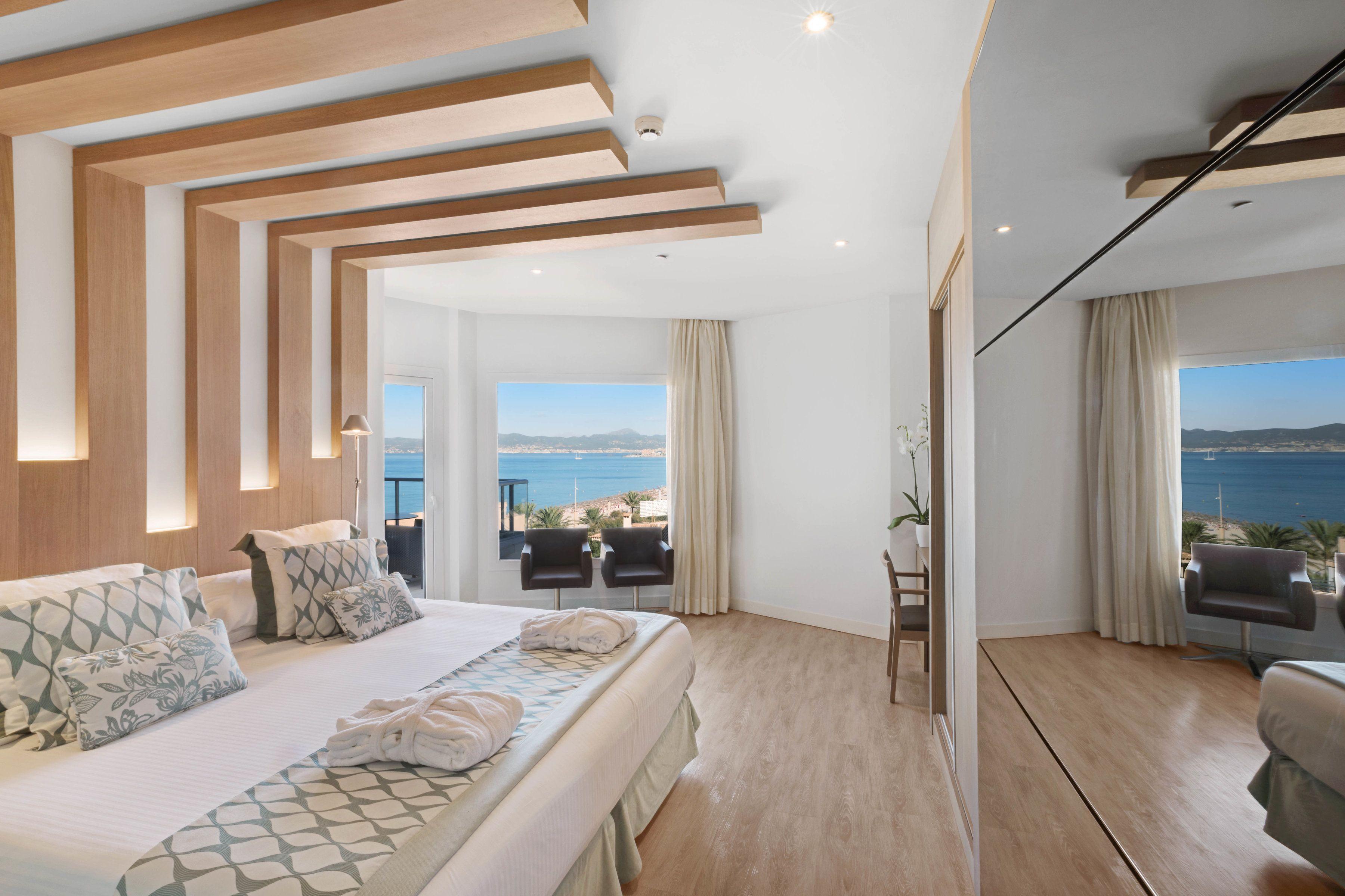 Double bed suite at Pure Salt Garonda