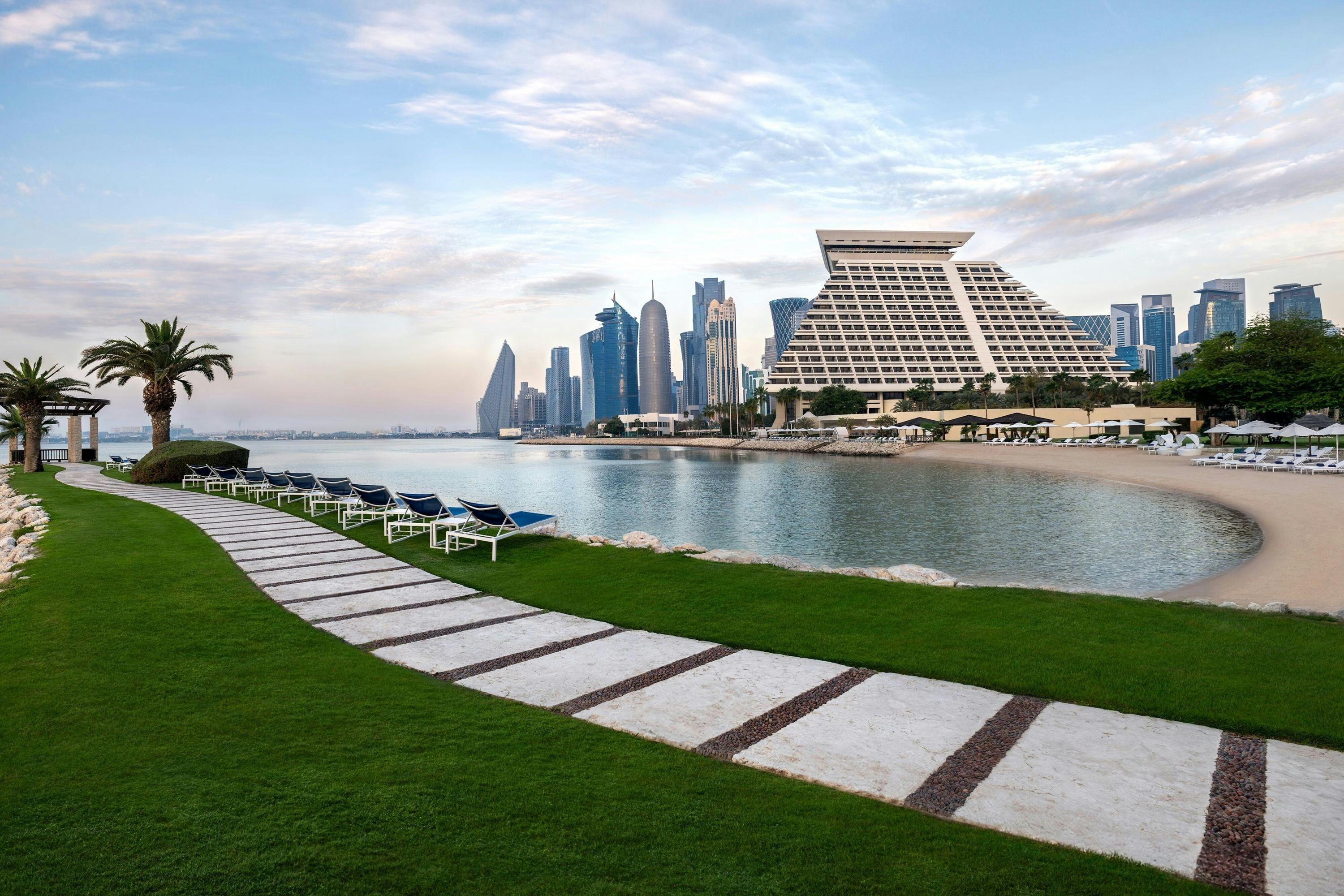 Panoramic view of the Sheraton Grand Doha Resort building