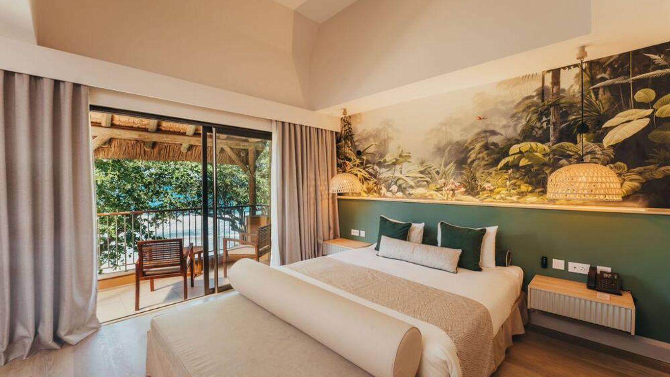 Double bed suite at Tamarina Golf & Spa Boutique Hotel