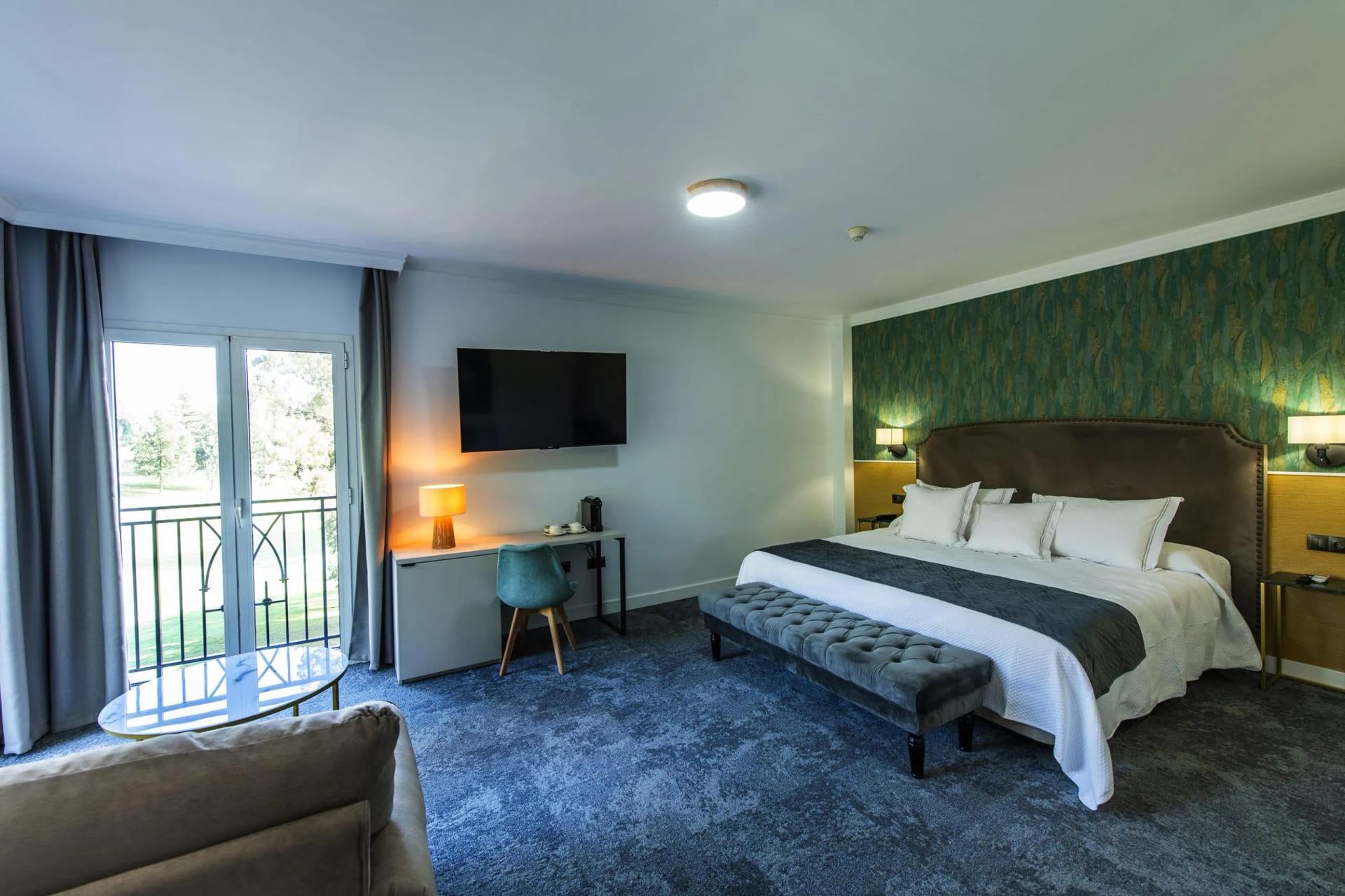 Spacious double bed suite at Tamisa Golf Hotel