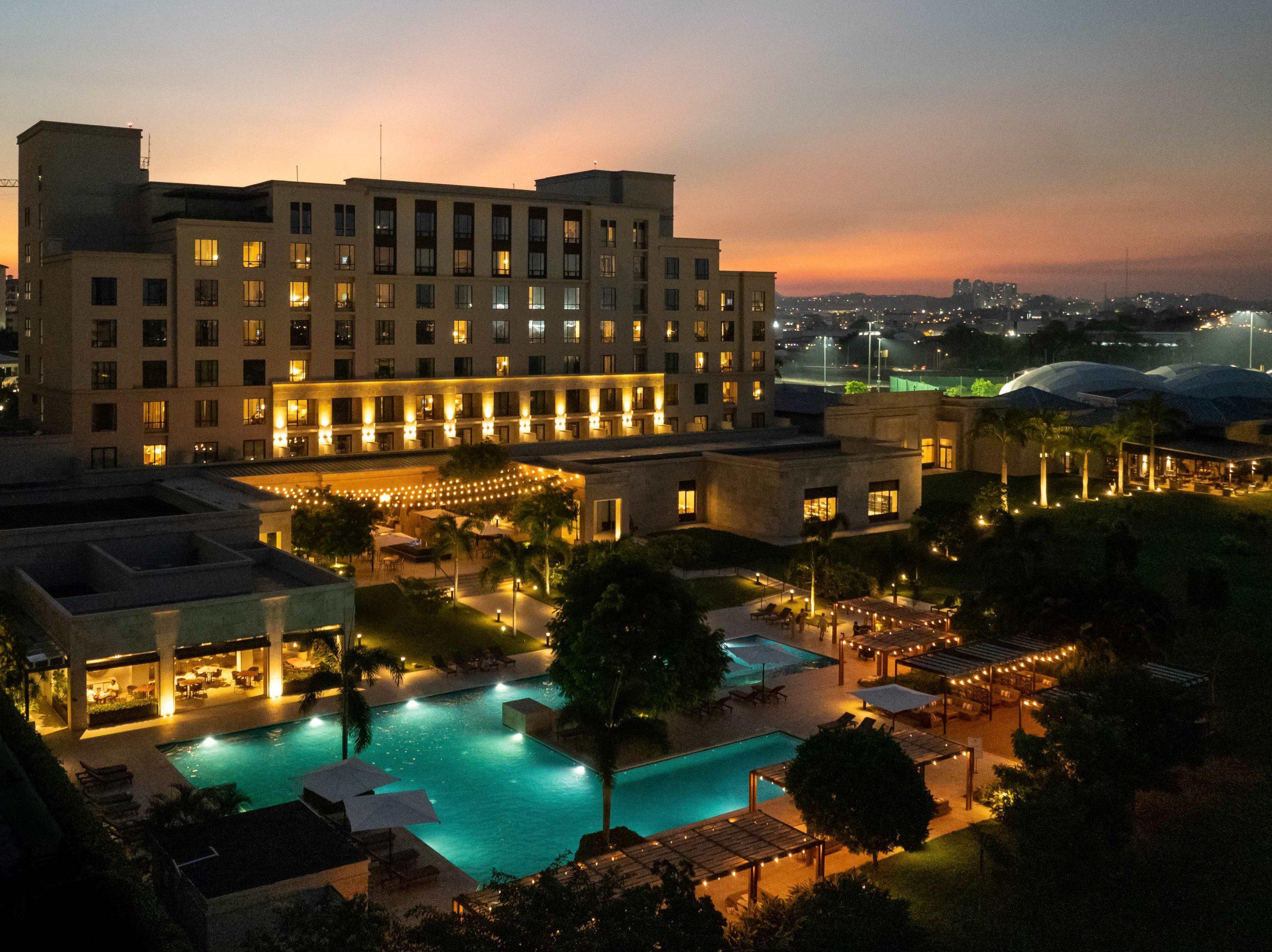 The Santa Maria, a Luxury Collection Hotel & Golf Resort at night