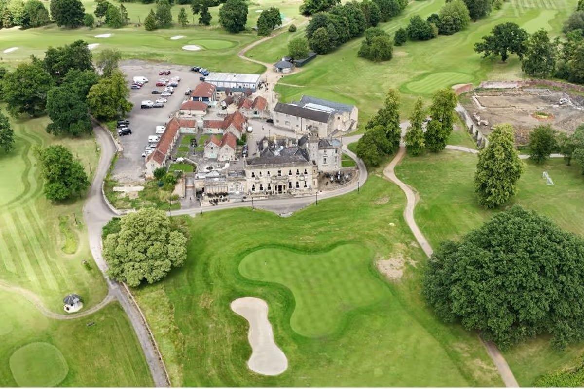 Aerial view of Tracy Park Hotel & Country Club