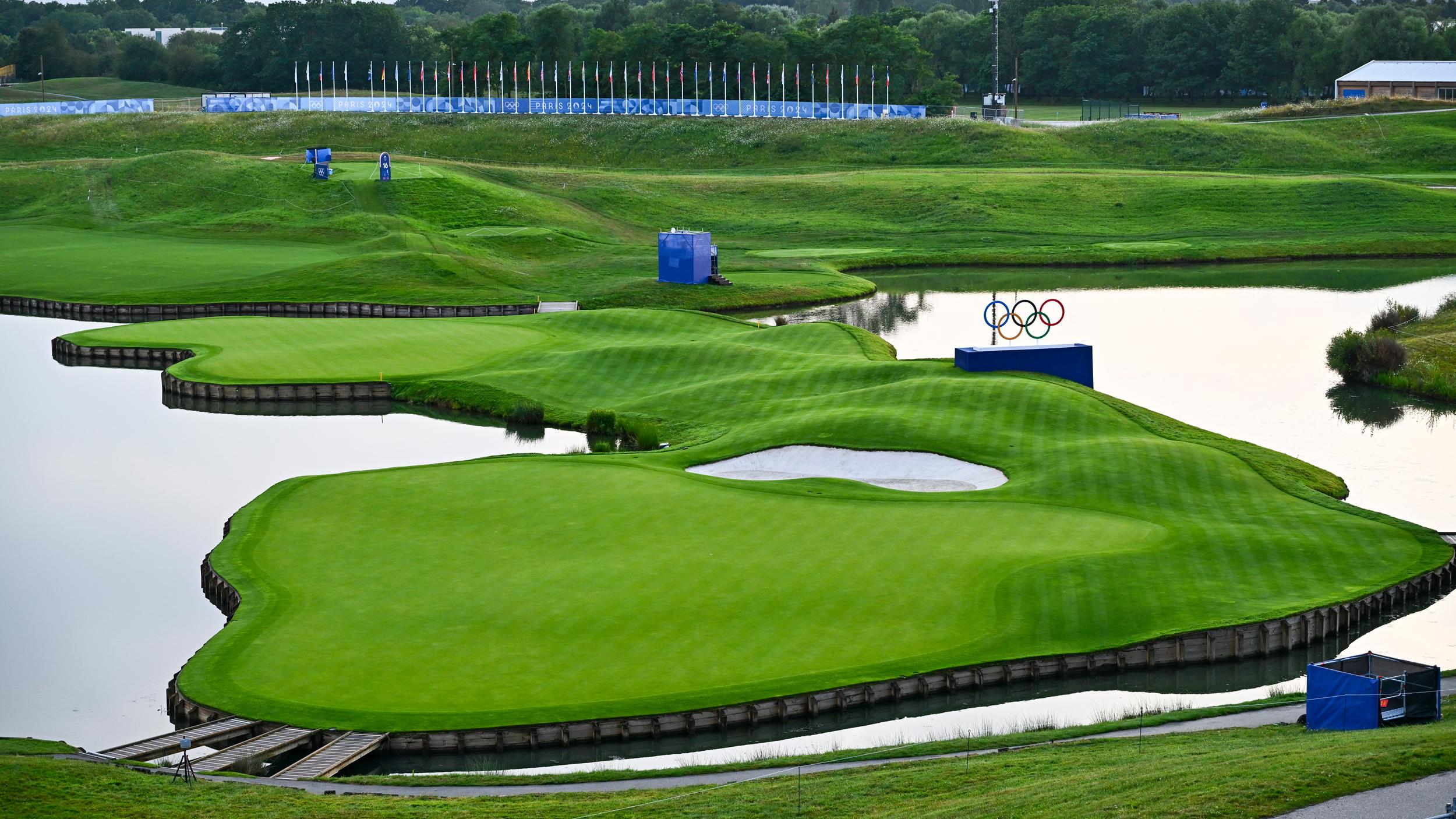 Overhead view of an island green nestled with a sand bunker