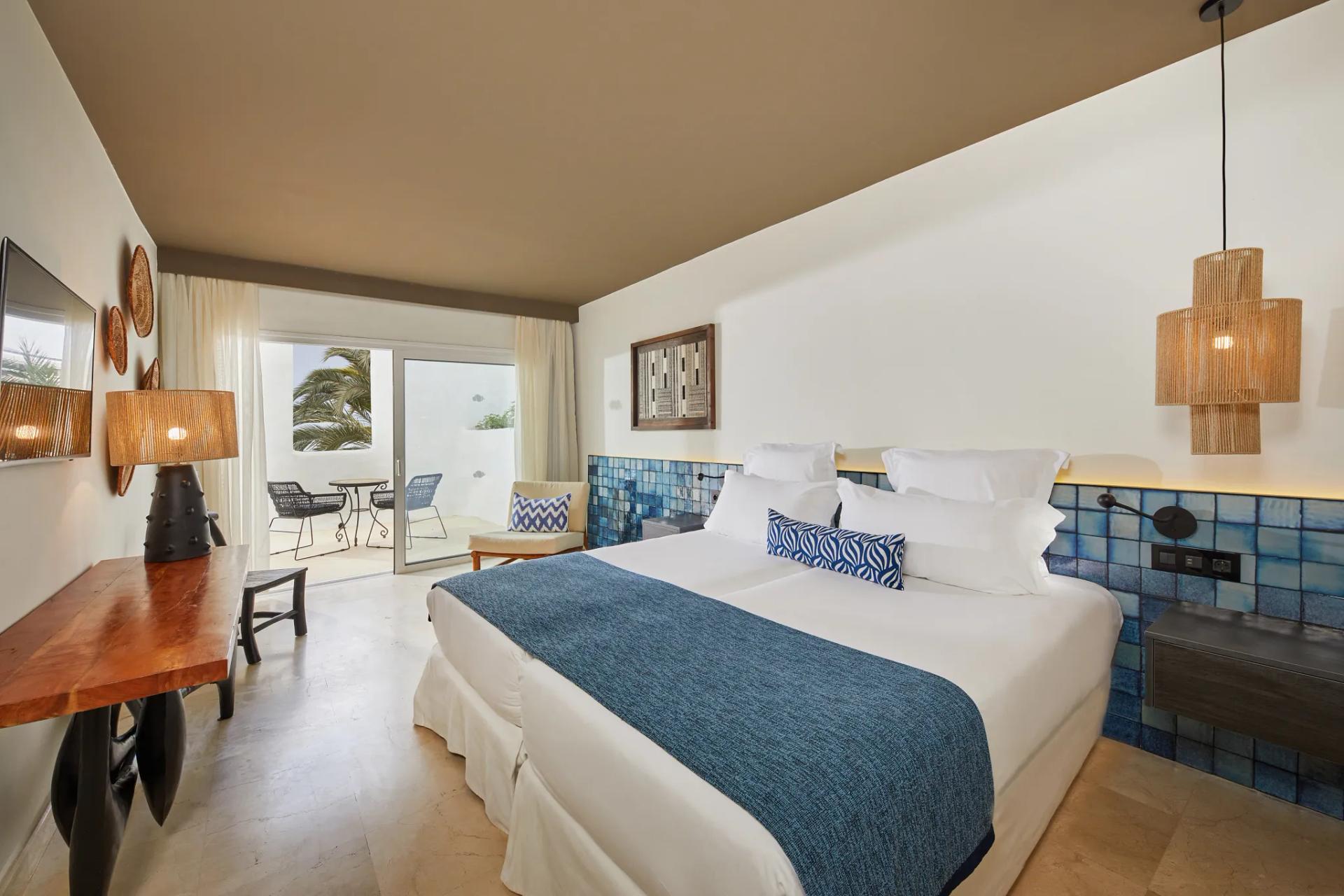 Double bed suite at Dreams Jardin Tropical Resort & Spa