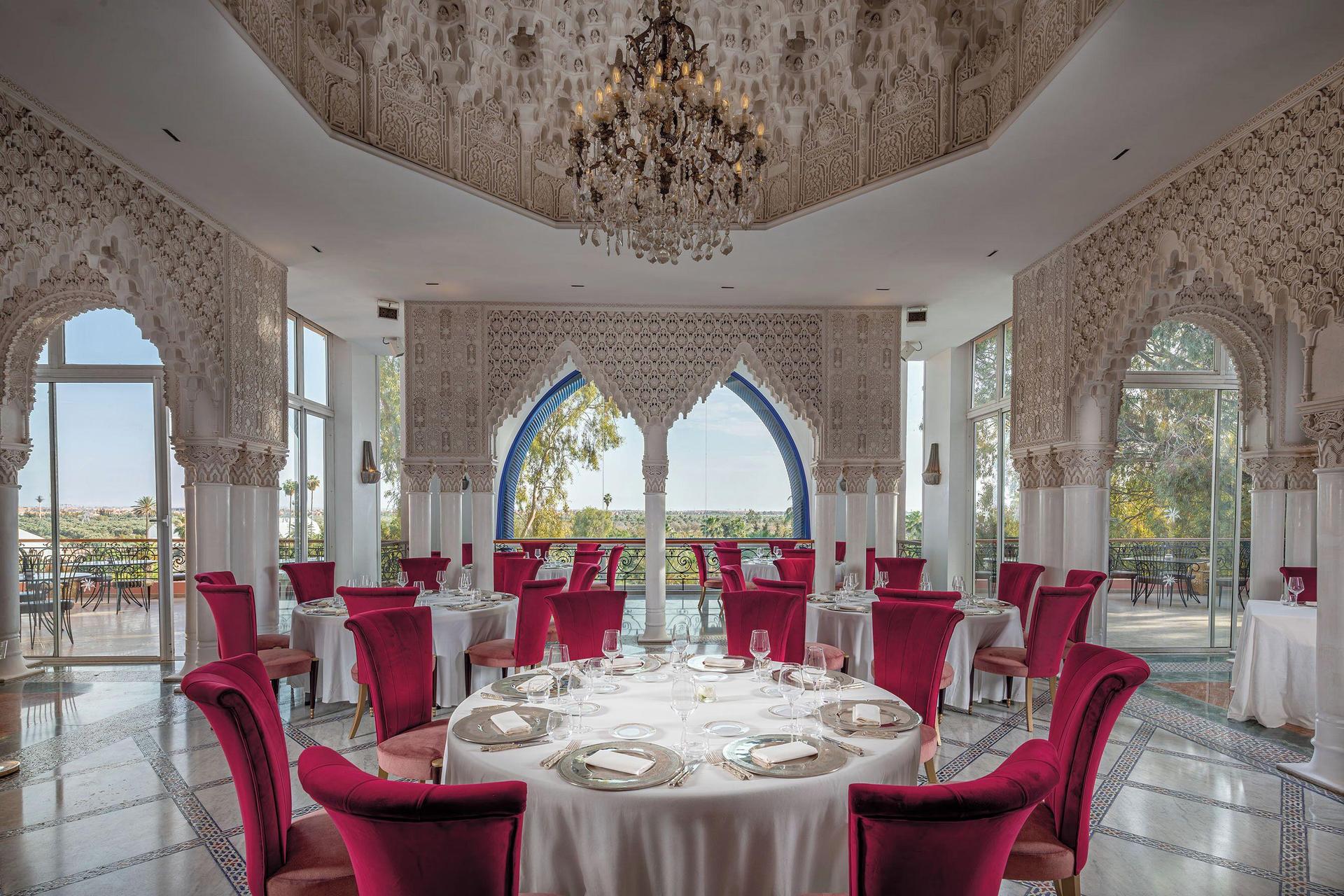 Indoor dining room at Es Saadi Marrakech Resort – Palace