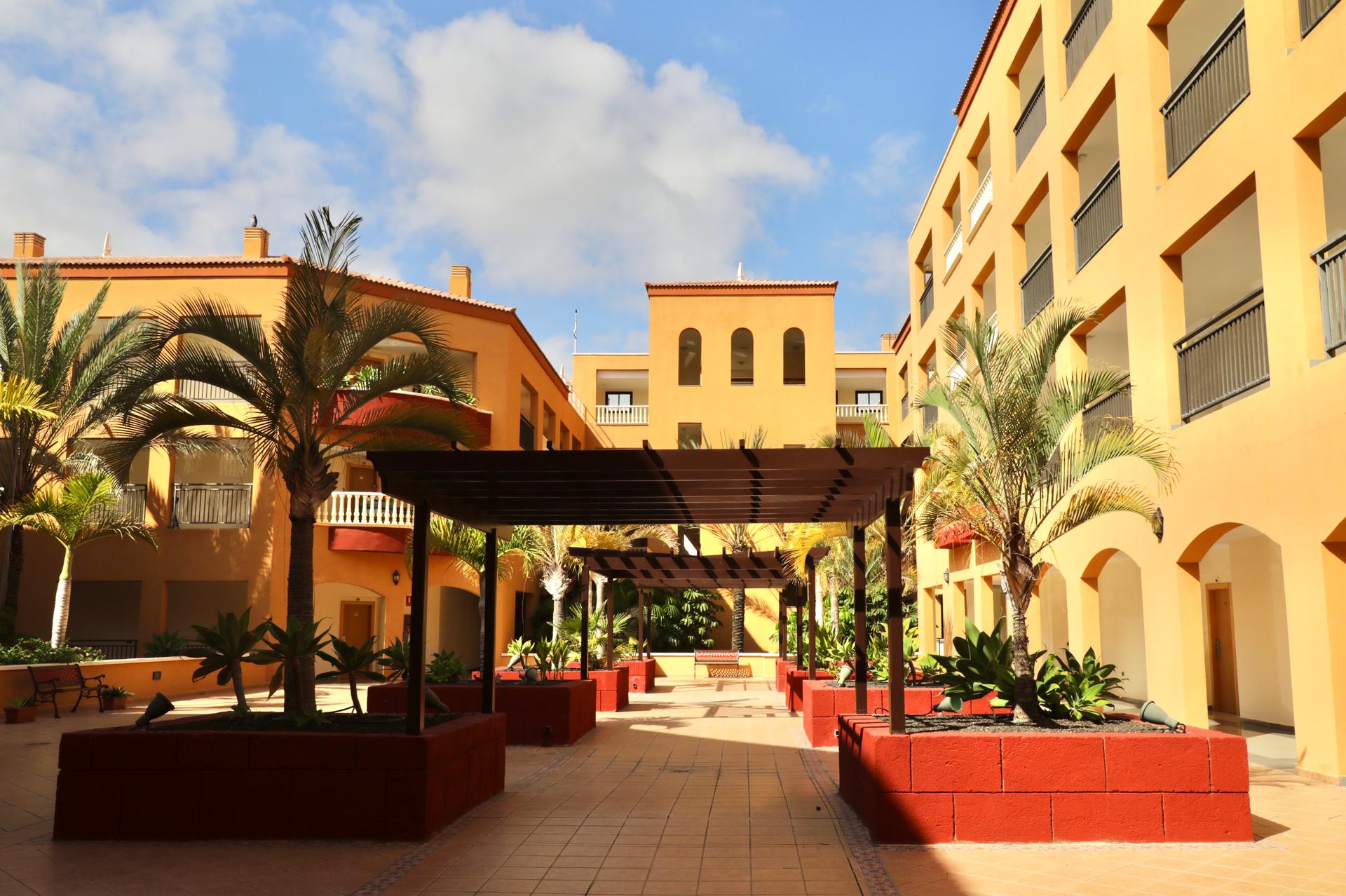 Panoramic view of the Grand Muthu Golf Plaza Hotel building