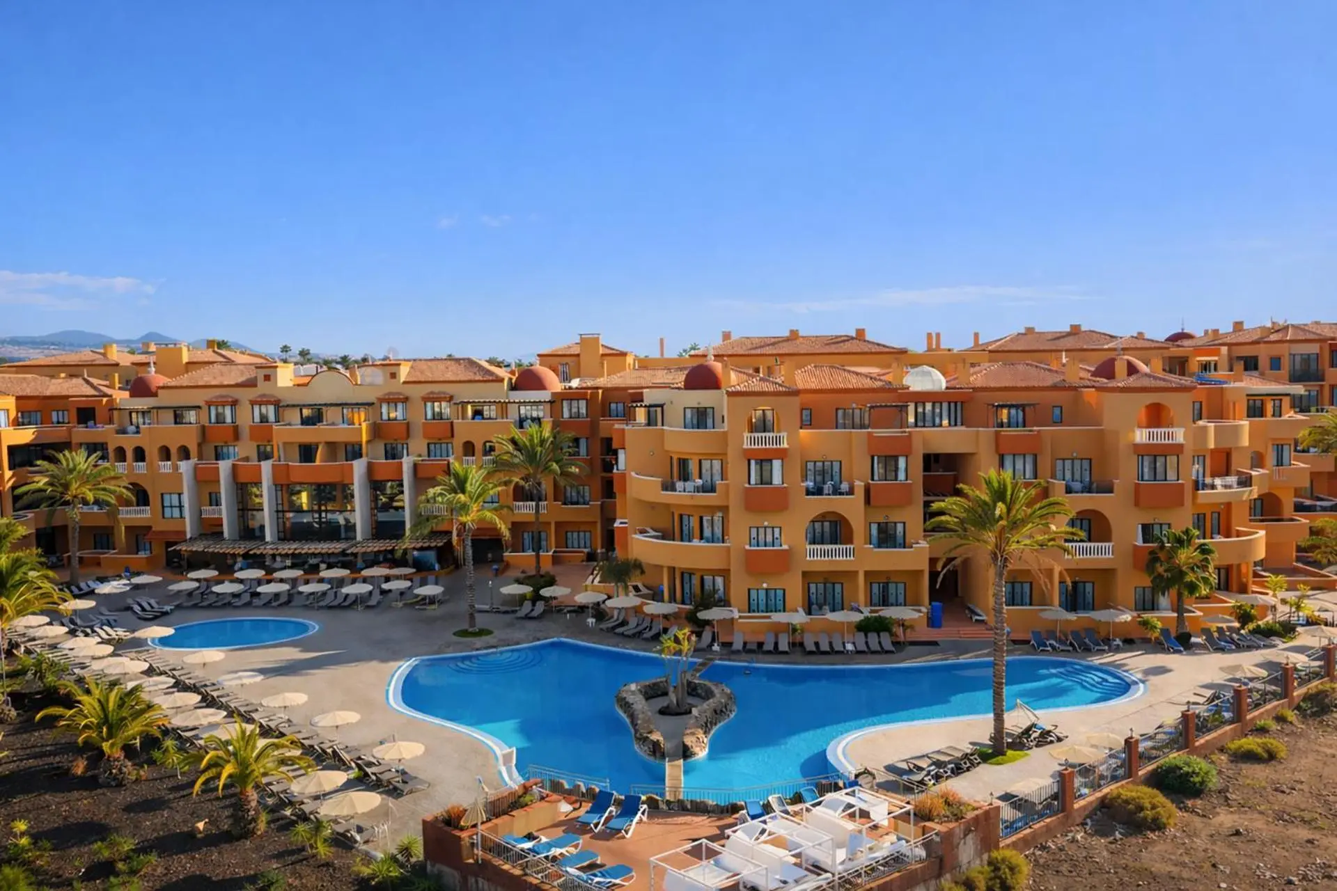 Panoramic view of Grand Muthu Golf Plaza Hotel