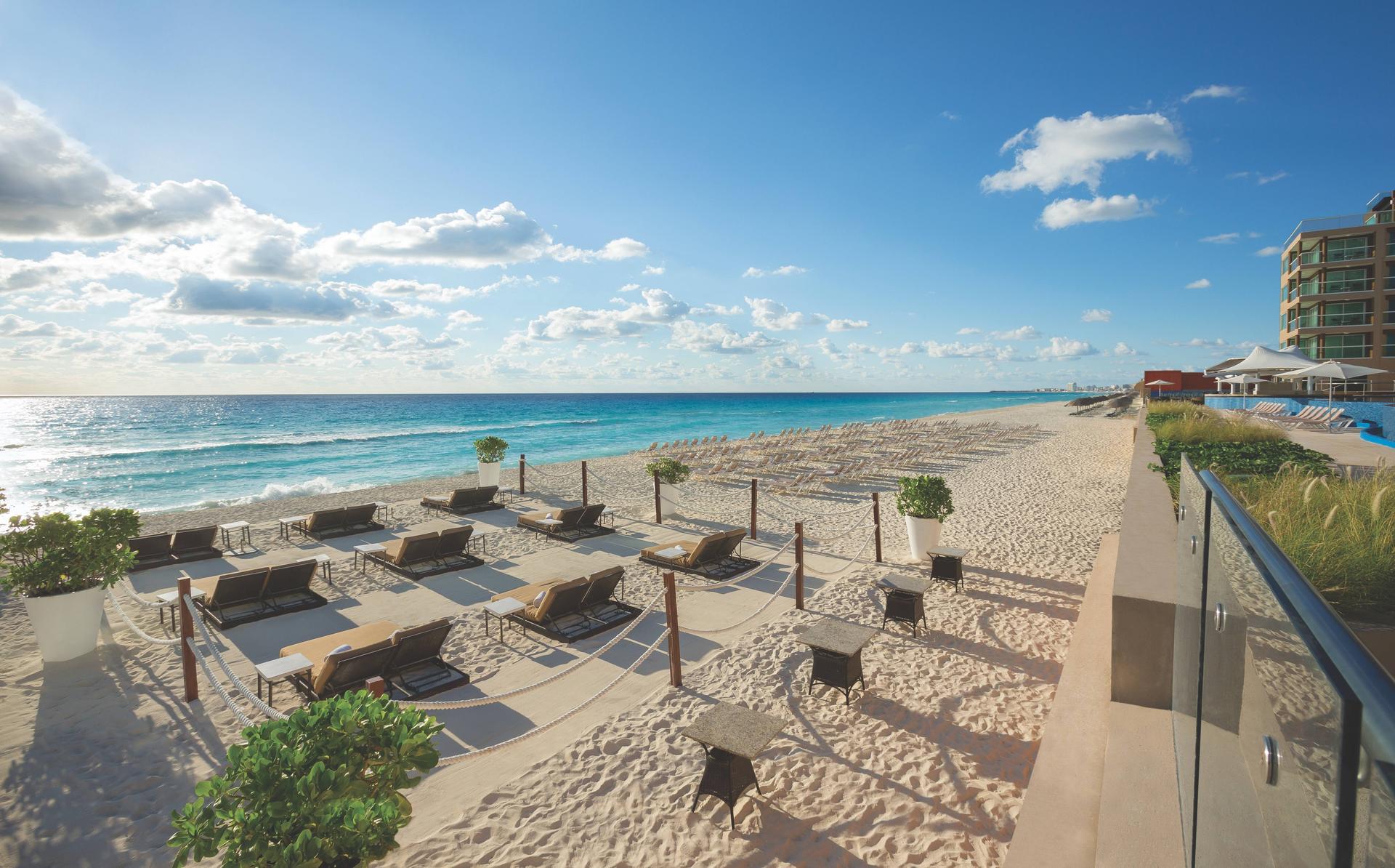 Beach access from Hard Rock Hotel Cancun