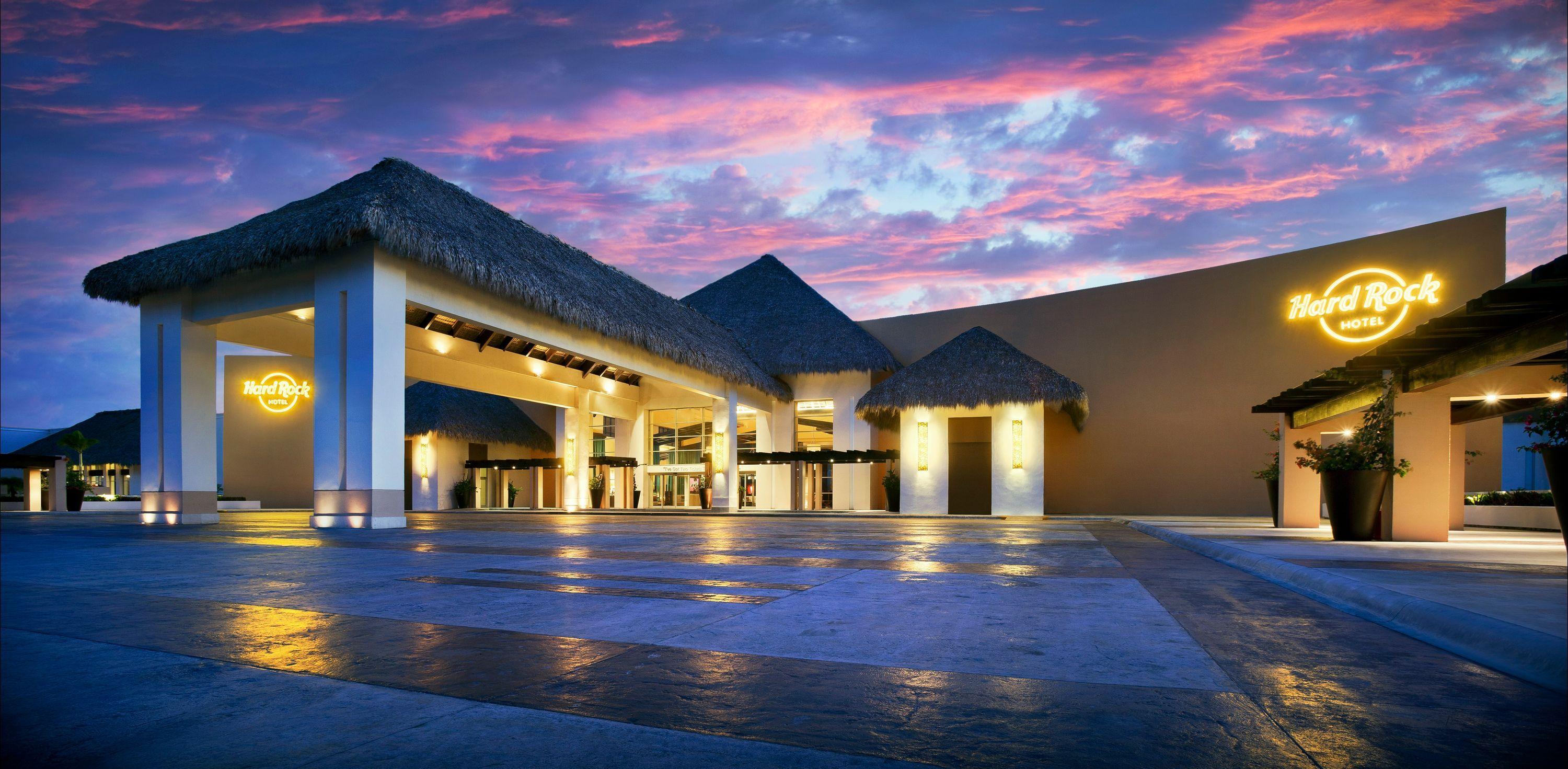 Front entrance t Hard Rock Hotel & Casino Punta Cana