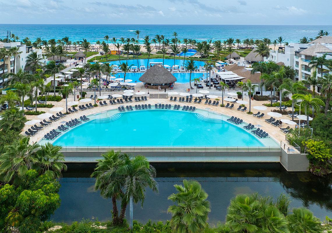 Overhead view of the outdoor swimming pool