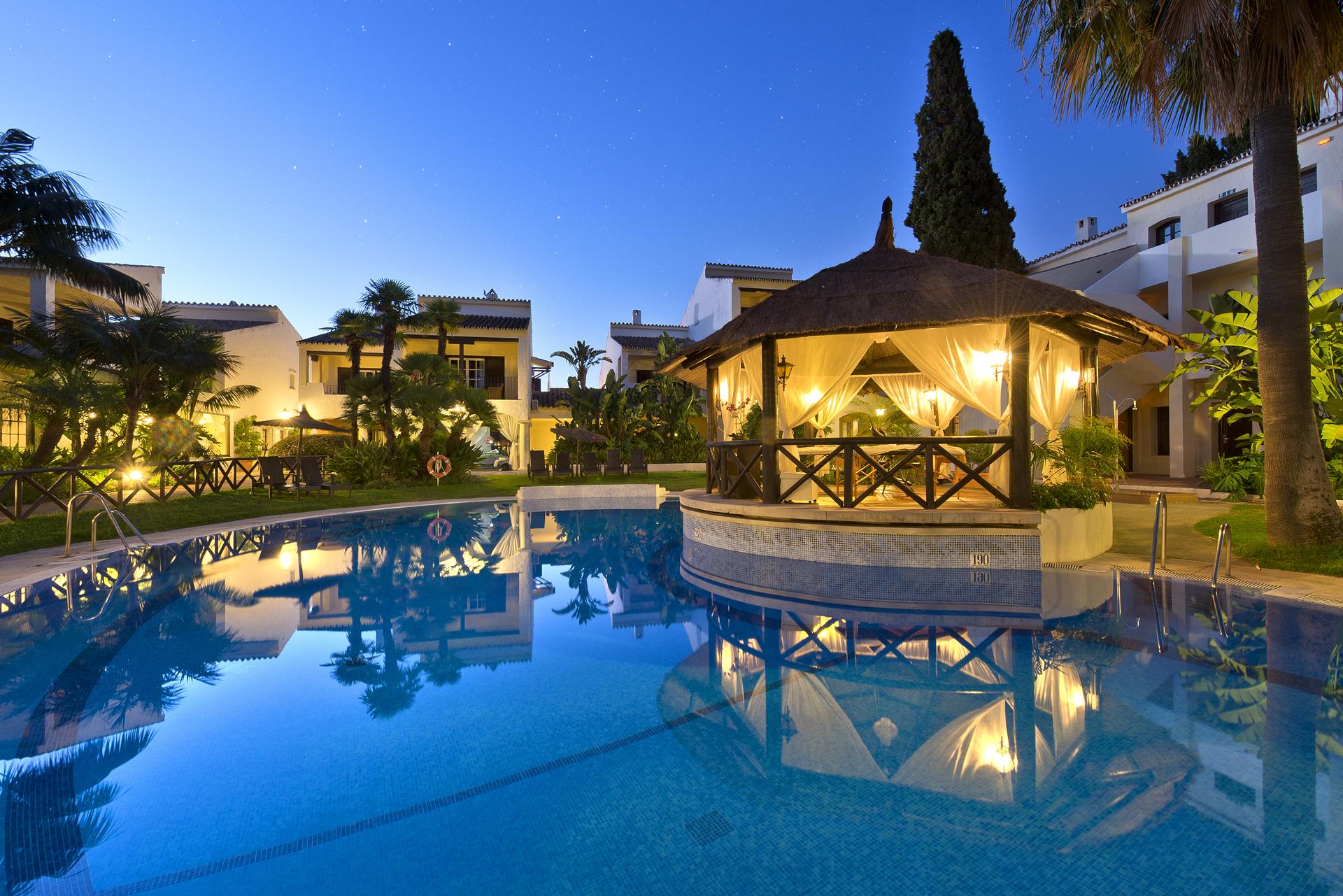 Outdoor pool at Hotel BlueBay Banús