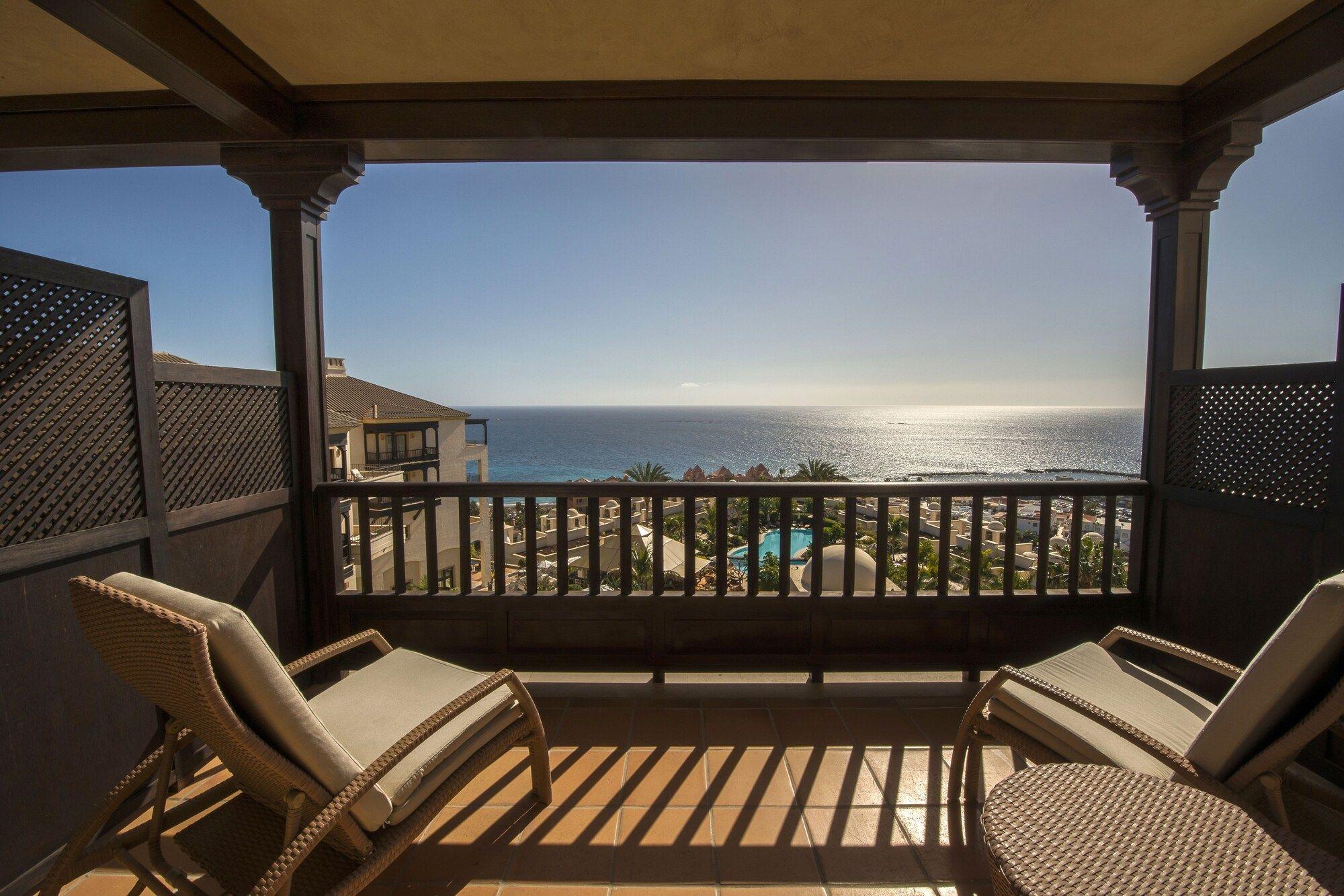 Balcony views with sunbed at Hotel Vincci Seleccion La Plantacion del Sur