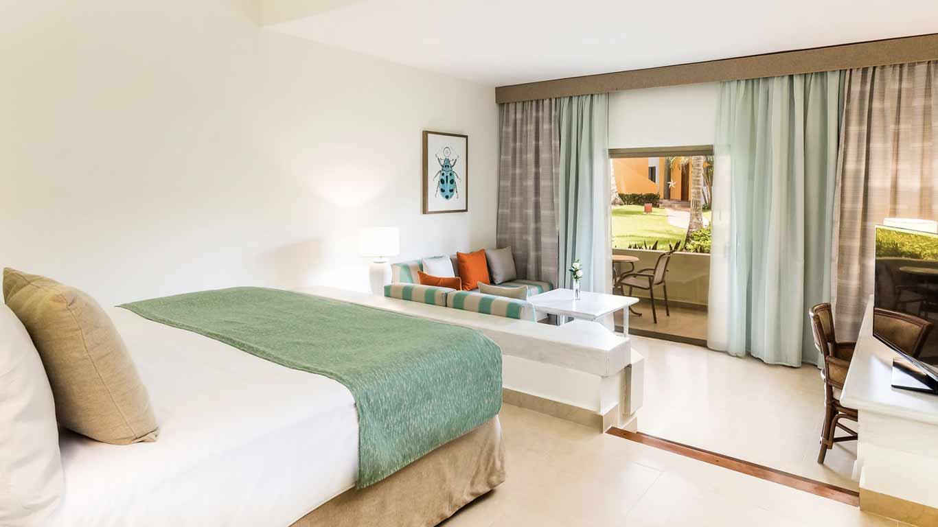 Double bed suite at Iberostar Selection Bávaro Suites