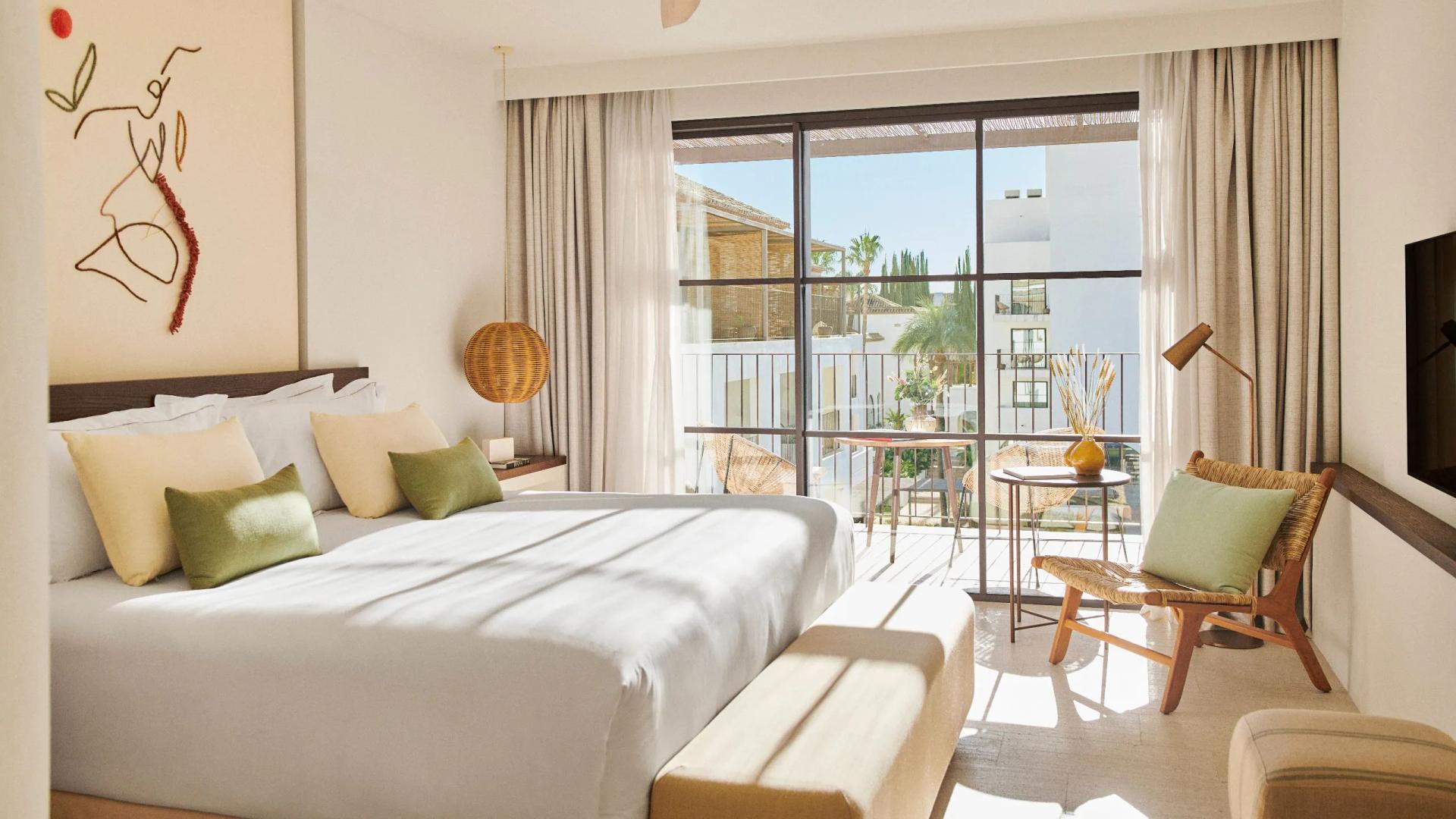 Double bed suite at La Zambra Resort