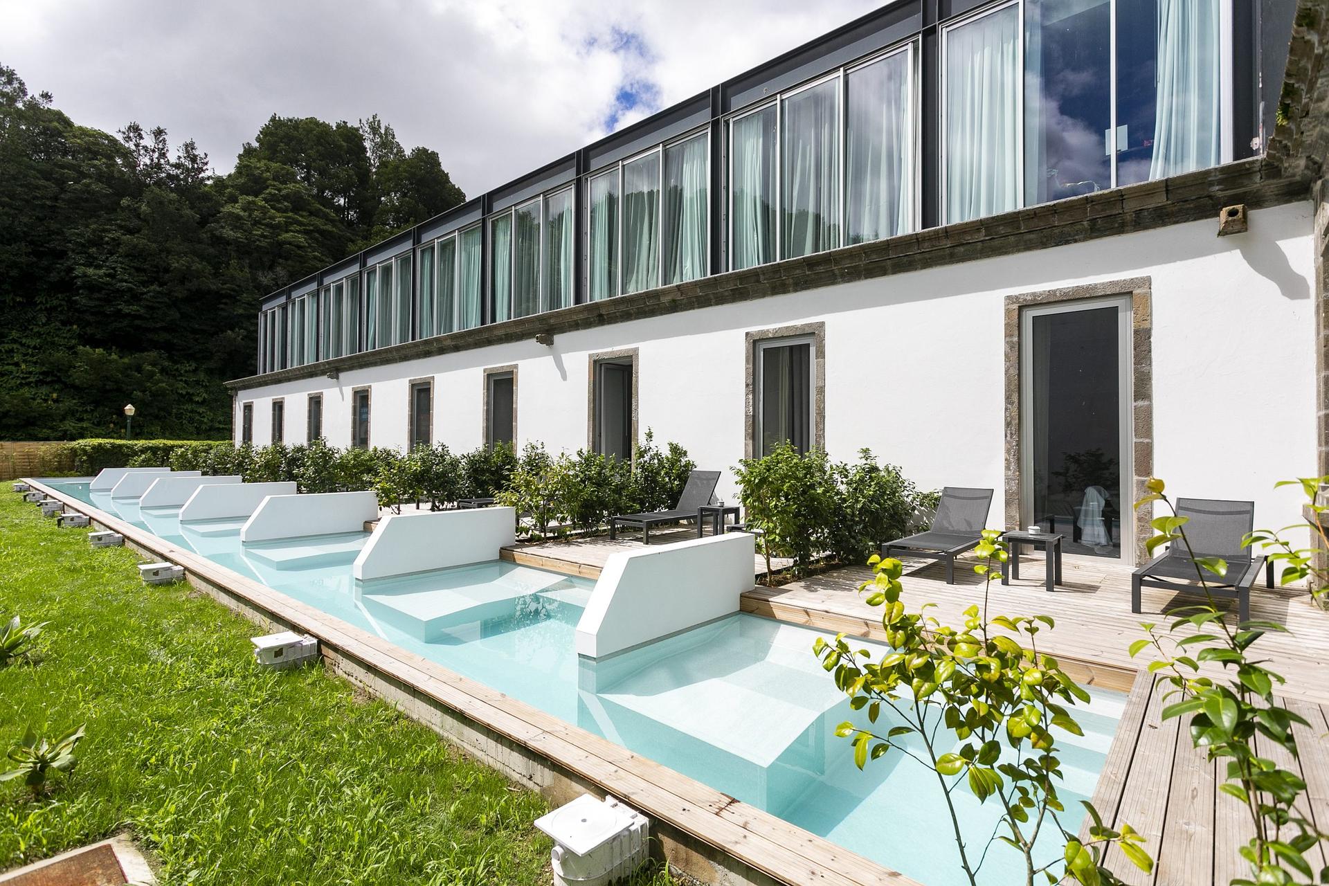 Rooms with private pools at Octant Hotels Furnas
