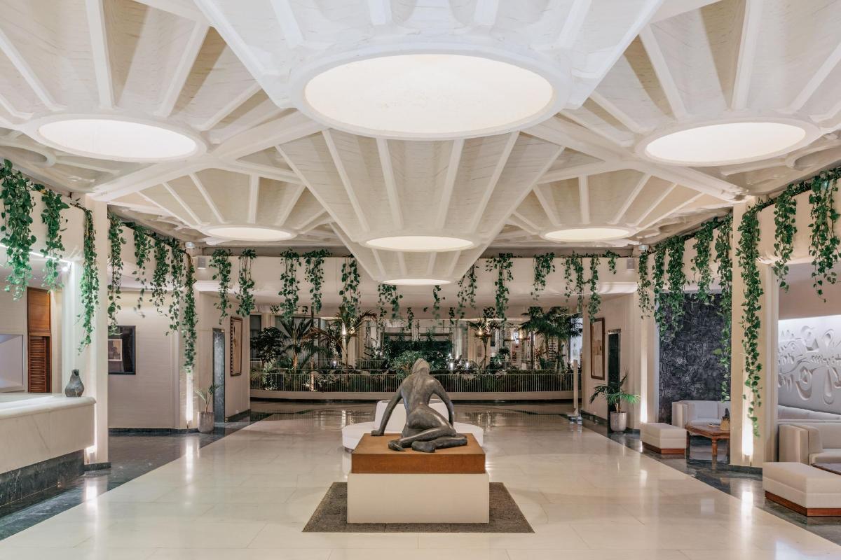 Reception at Paradisus by Meliá Salinas Lanzarote