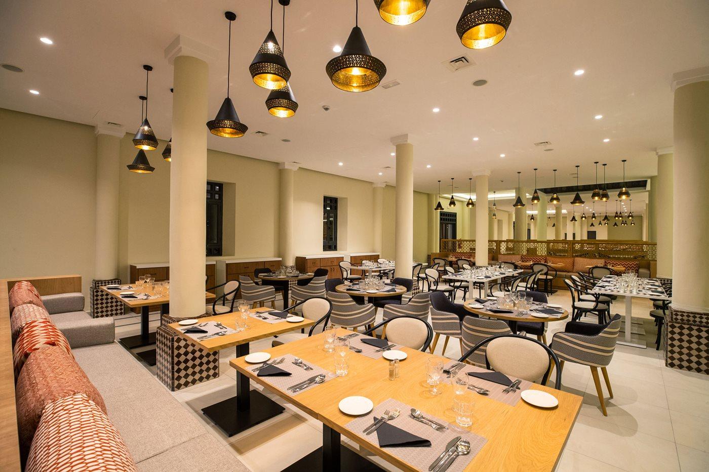Indoor dining room at Sol Oasis Marrakech by Melia