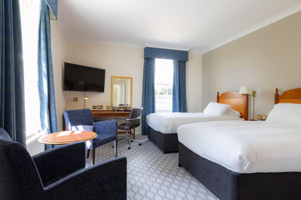 Twin bed suite at Avisford Park Hotel