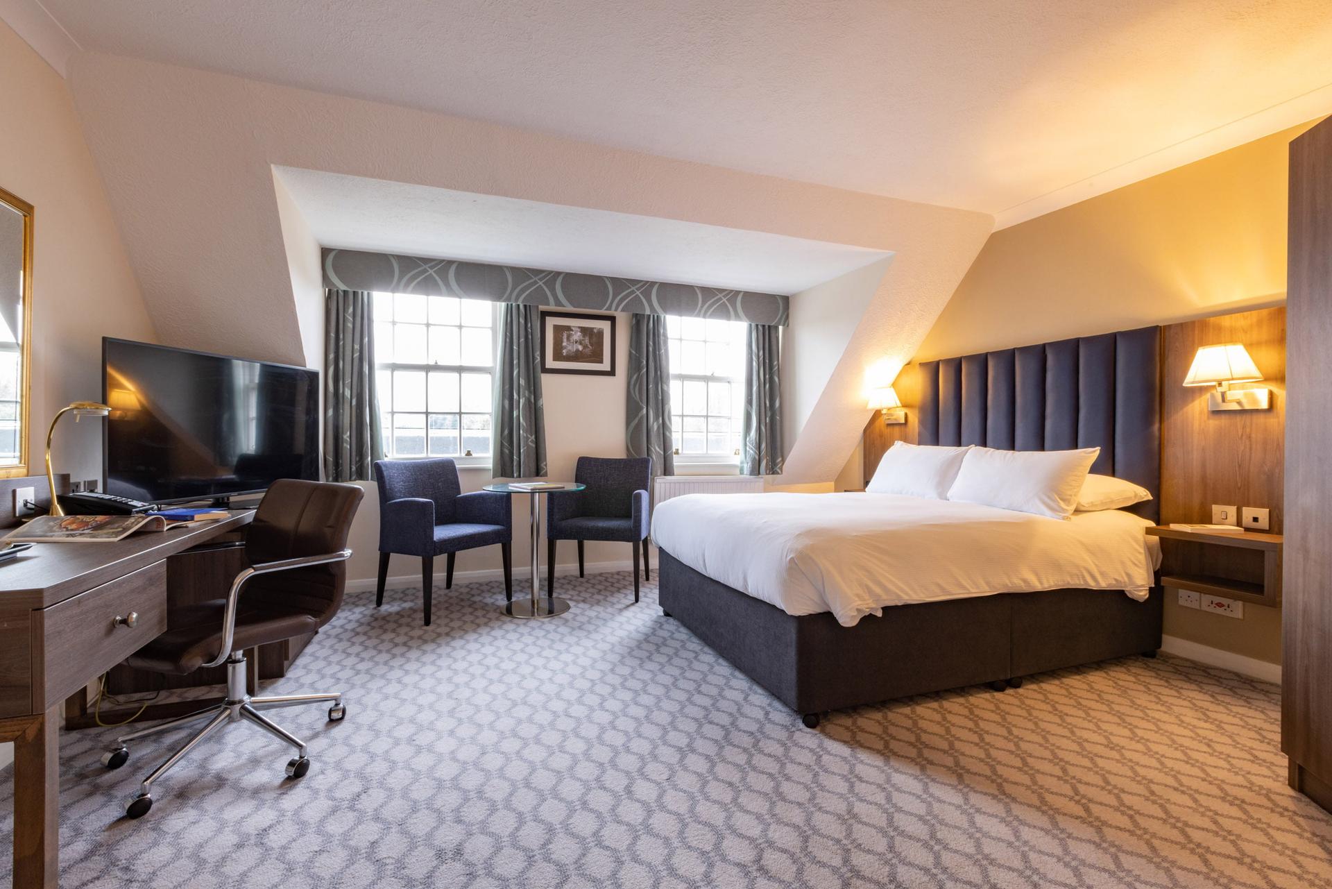 Spacious double bed suite at Avisford Park Hotel