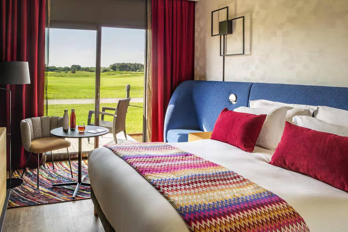 Double bed suite with golf course views at Cabot Bordeaux MGallery Collection