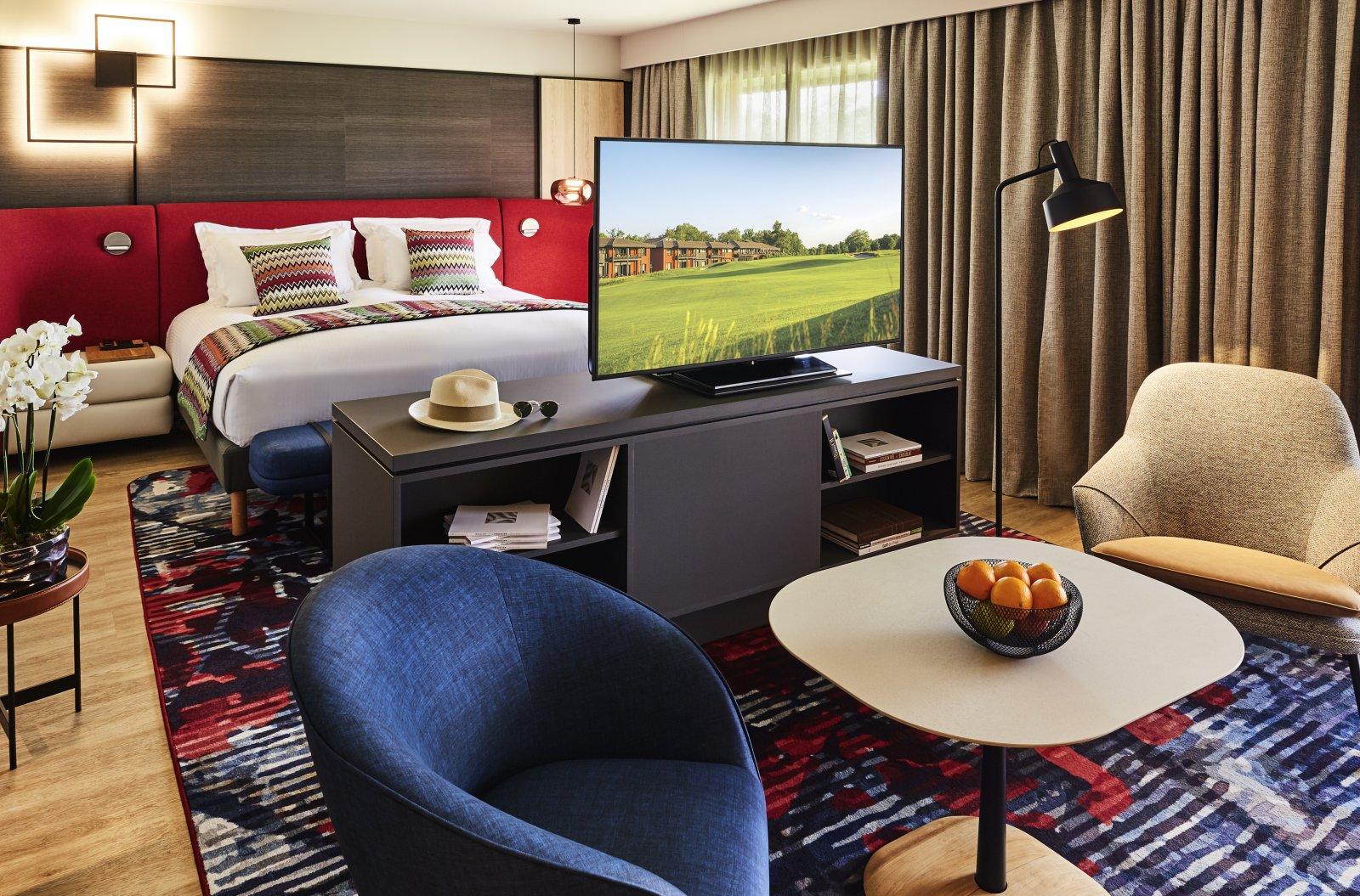 Spacious double bed suite at Cabot Bordeaux MGallery Collection