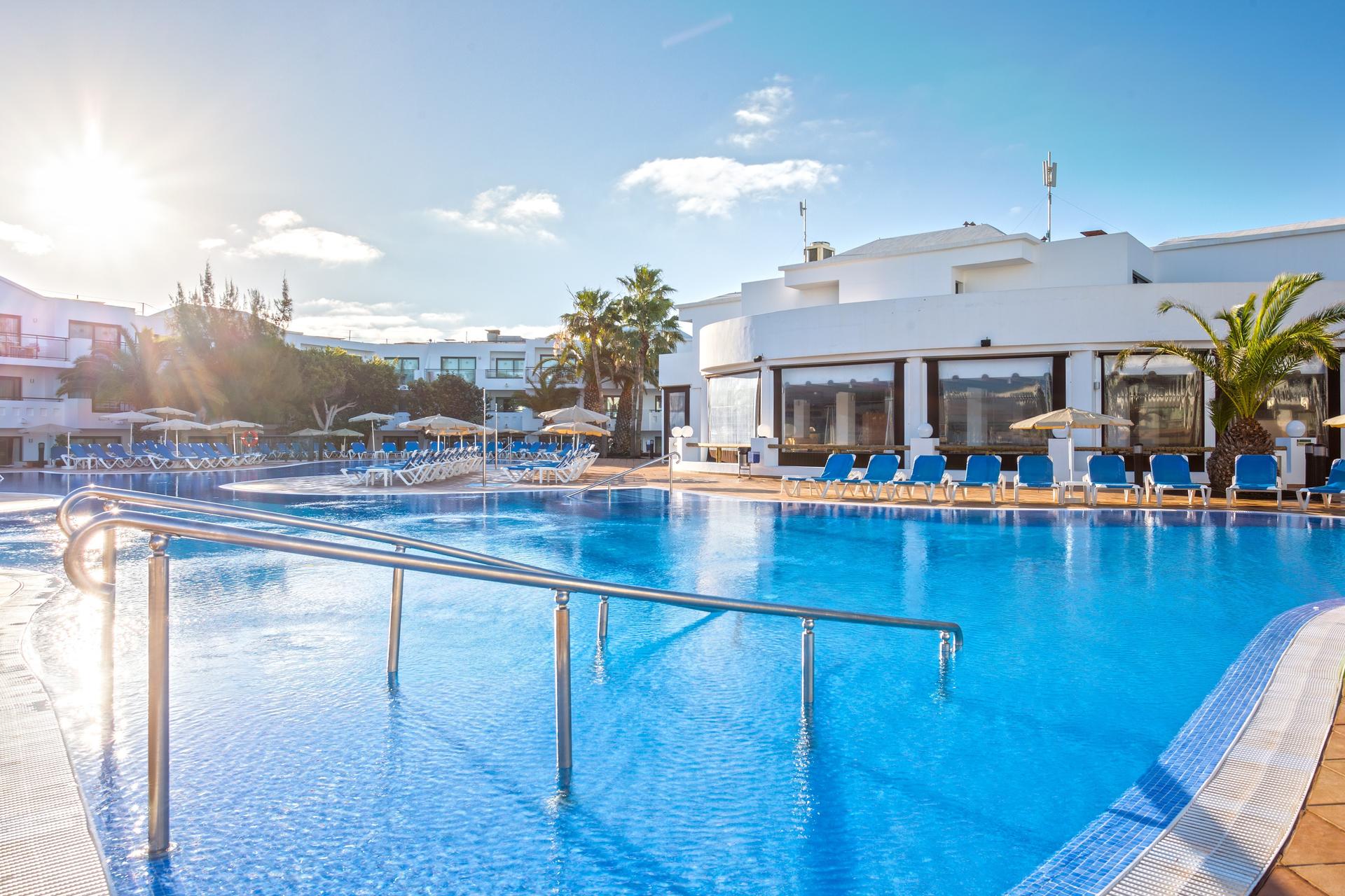 Outdoor swimming pool at THB Lanzarote Beach